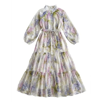 Robe longue florale à col officier et coupe fluide