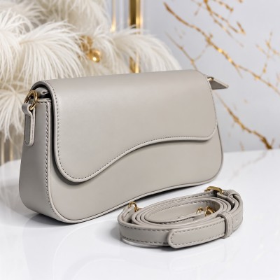 Sac à bandoulière femme élégant et pratique pour tous les jours