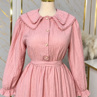 Robe longue femme élégante avec col Claudine et ceinture tendance