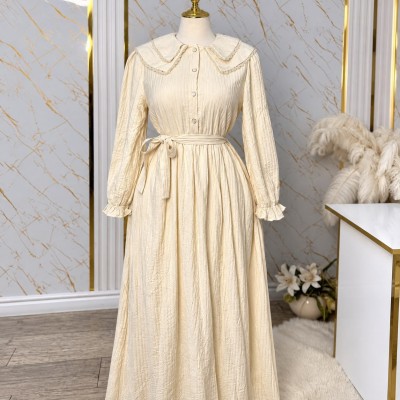 Robe longue femme élégante avec col Claudine et ceinture tendance